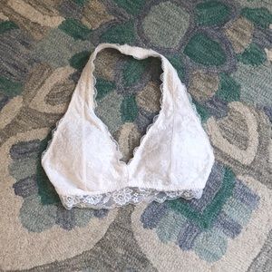 white hollister bralette